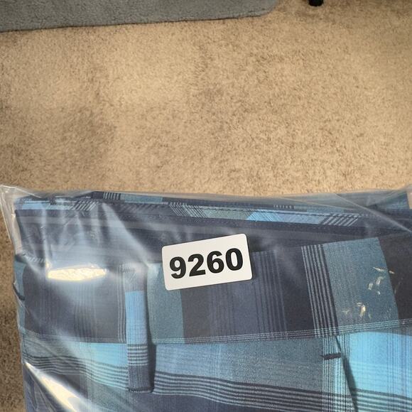 Tommy Bahama Mens Chip Short IslandZone® 9-Inch Shorts Size 36 - Picture 9 of 9